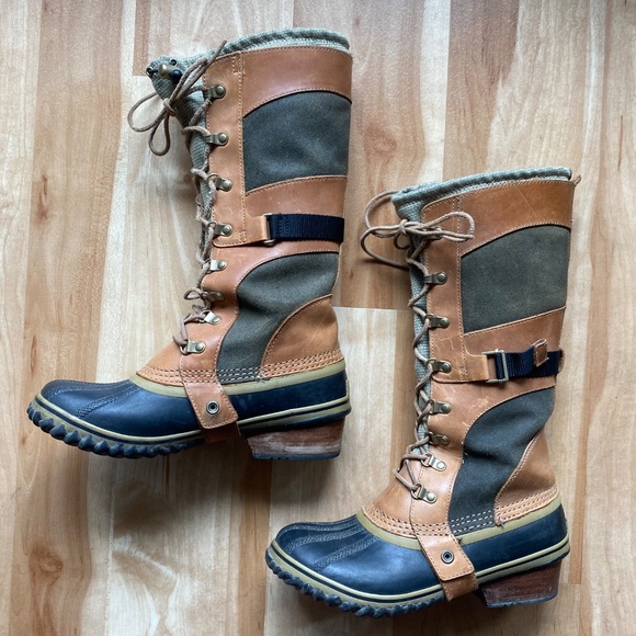 Sorel Conquest Carly lace up boots women’s size 9 - Picture 2 of 5